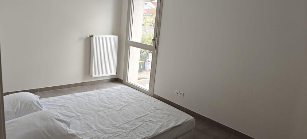 Location Appartement T2 Cosy,Verdoyant 43,5m² entre Doua et Gratte-Ciel Villeurbanne