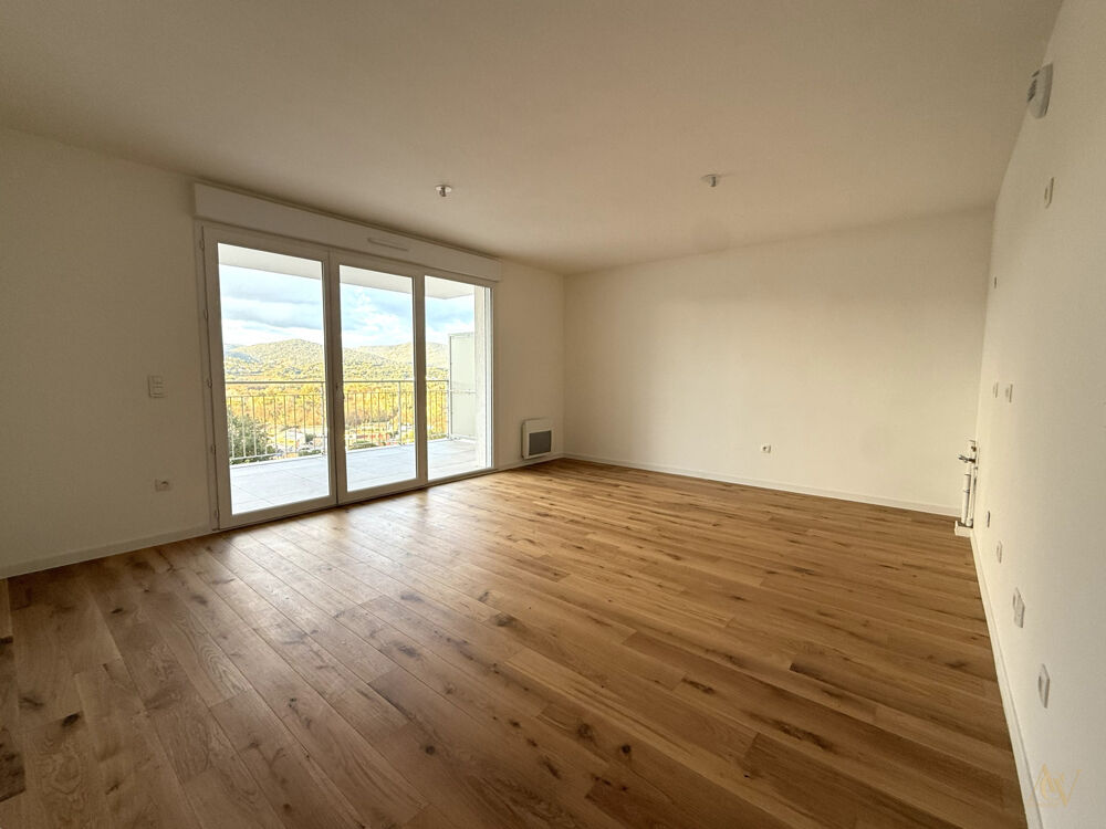 Vente Appartement T3 terrasse – Cogolin centre à pied Cogolin