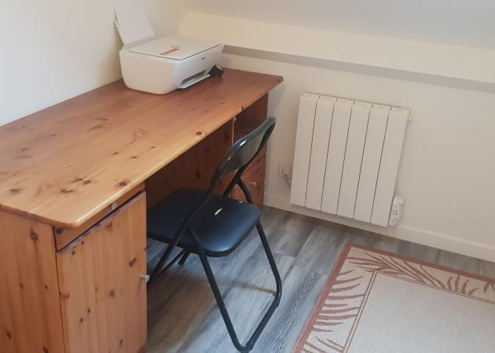 Location Appartement T3 situé au dernier étage d'une maison à louer Brétigny-sur-orge