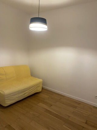  Appartement à louer 3 pièces 48 m²