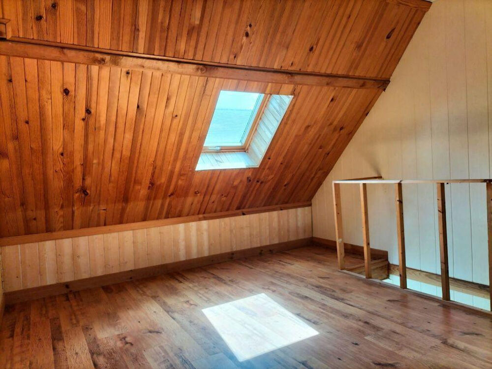 Location Appartement Beau F1 30m² + Mezzanine avec jardinet Beton-bazoches