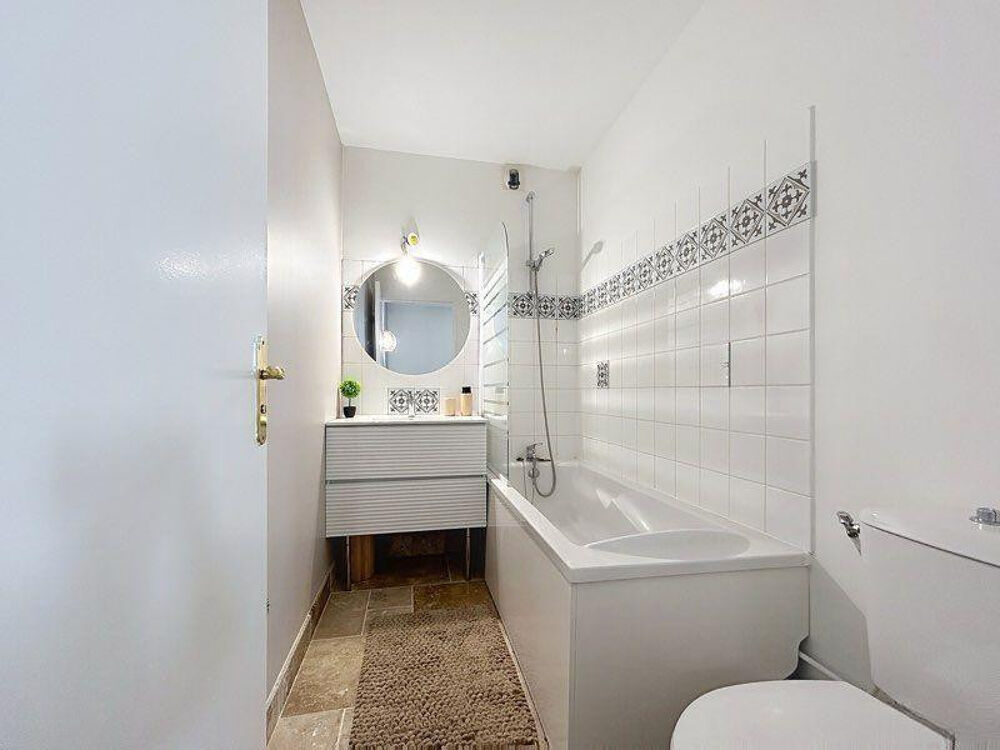 Location Appartement Beau studio rénové meublé 17m² Rives de Meurthe Nancy