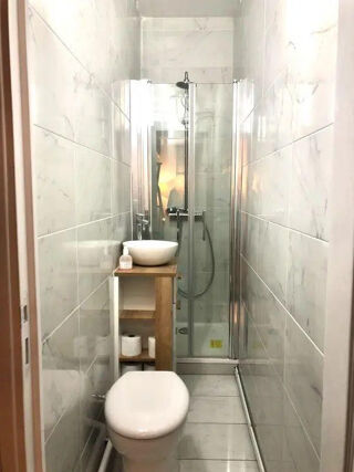  Appartement à louer 4 pièces 20 m²