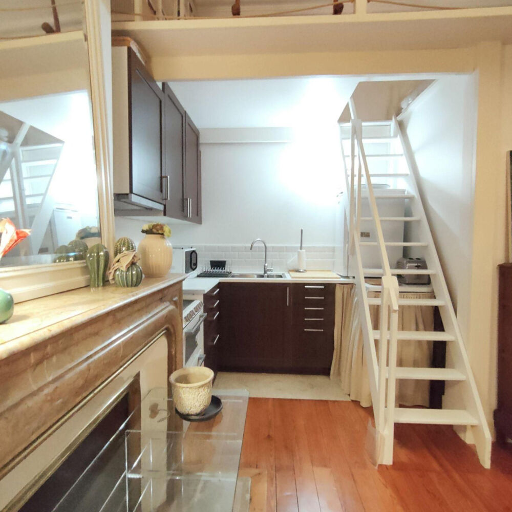 Location Appartement STUDIO MEUBLE 26m2+Mezzanine 8m2  +Option Parking Bordeaux