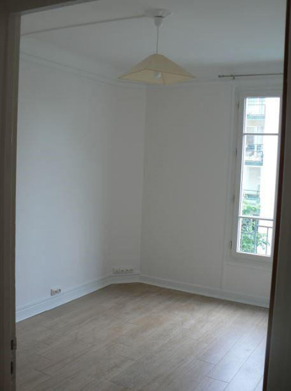 Location Appartement Grand 2 pièces de 50 m² lumineux & parfait état Courbevoie
