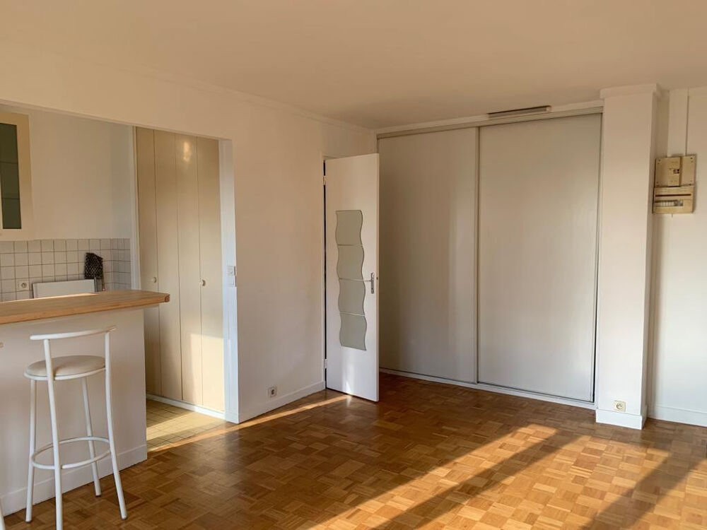 Location Appartement Studio  au calme proche commodités et commerces. Saint-maur-des-fossés