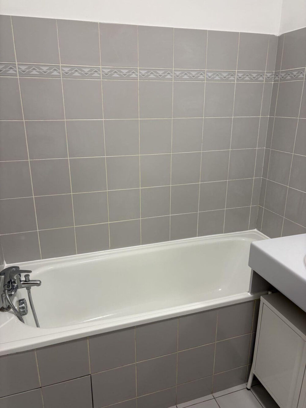 Location Appartement T3 meublé 67m² rénové Wilson/République Balcon/Box Lyon 6