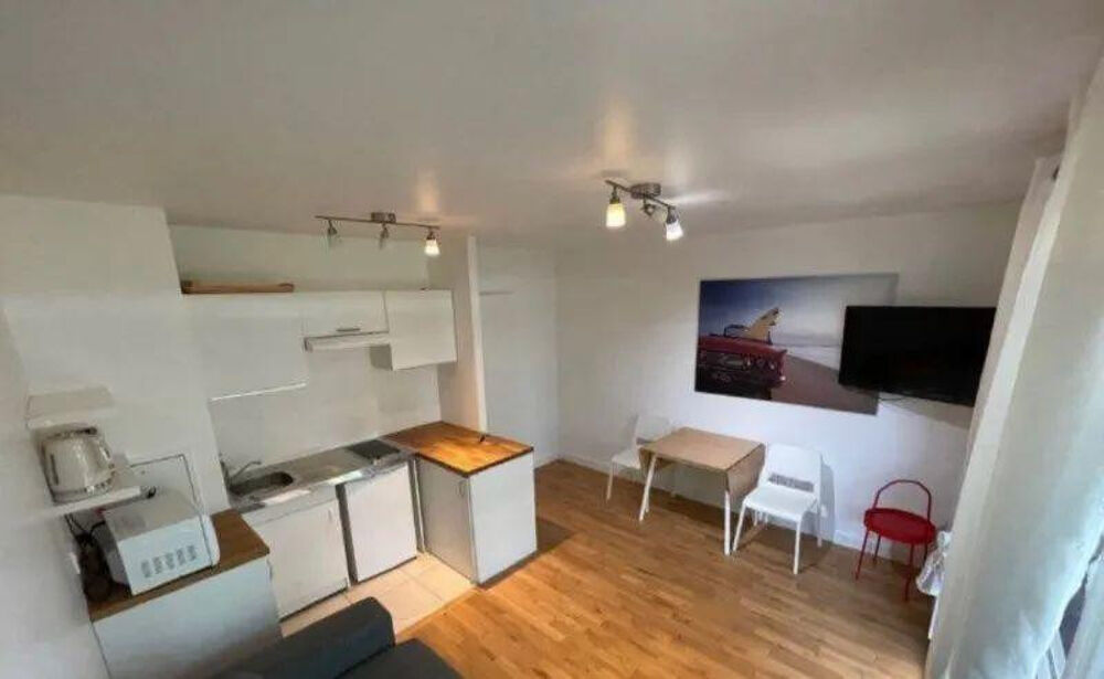 Location Appartement Superbe 2 pièces LA DEFENSE tout équipé Puteaux