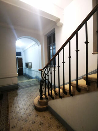  Appartement à louer 3 pièces 65 m²