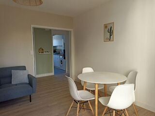  Appartement à louer 4 pièces 70 m²