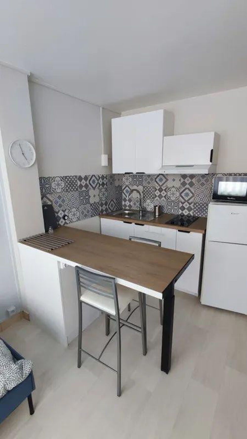 Location Appartement Beau studio meublé 19m2 refait à neuf et isolé Grenoble