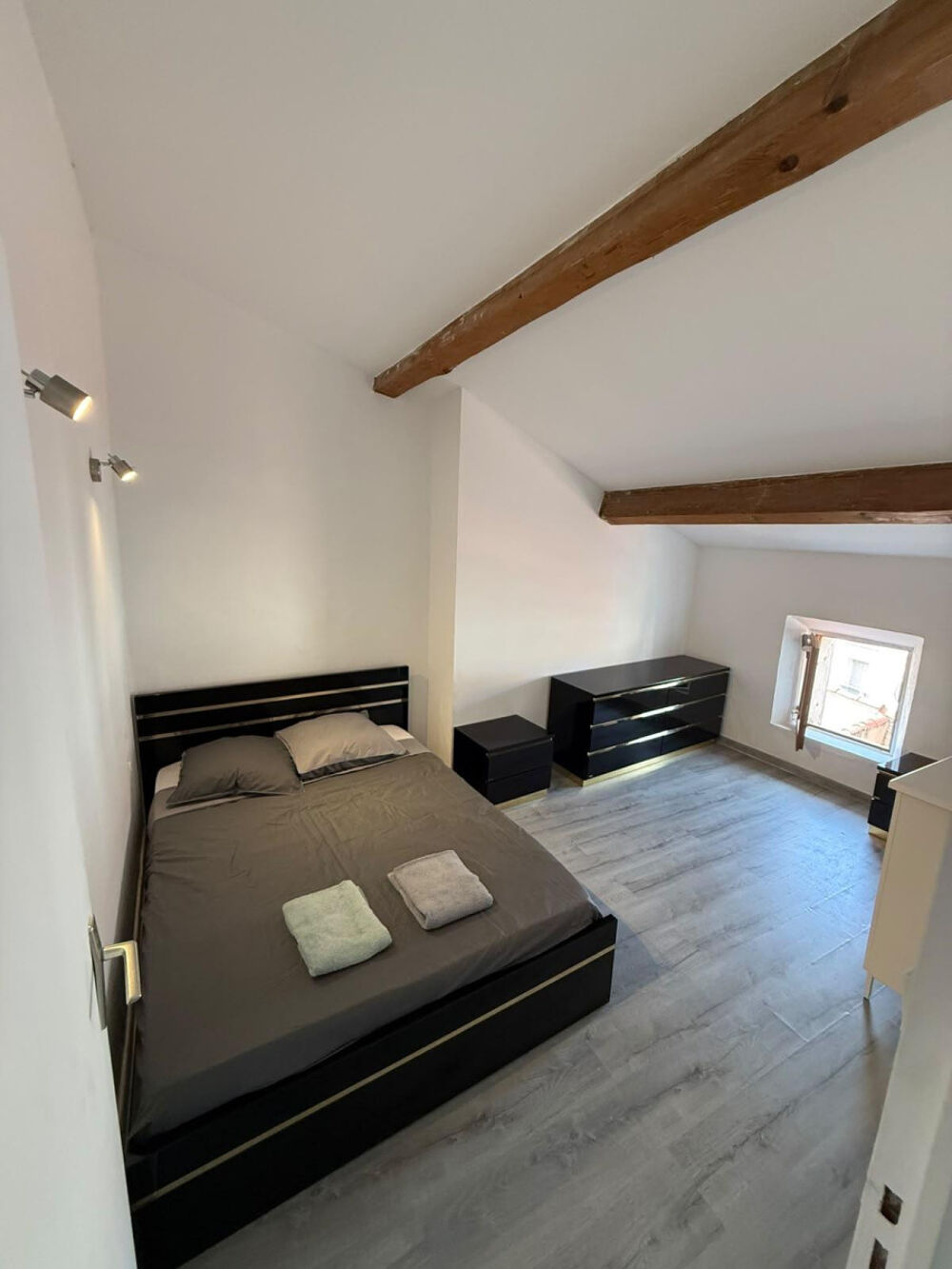 Location Appartement T2 bis meublé - rénové - 52m² - centre ville Béziers