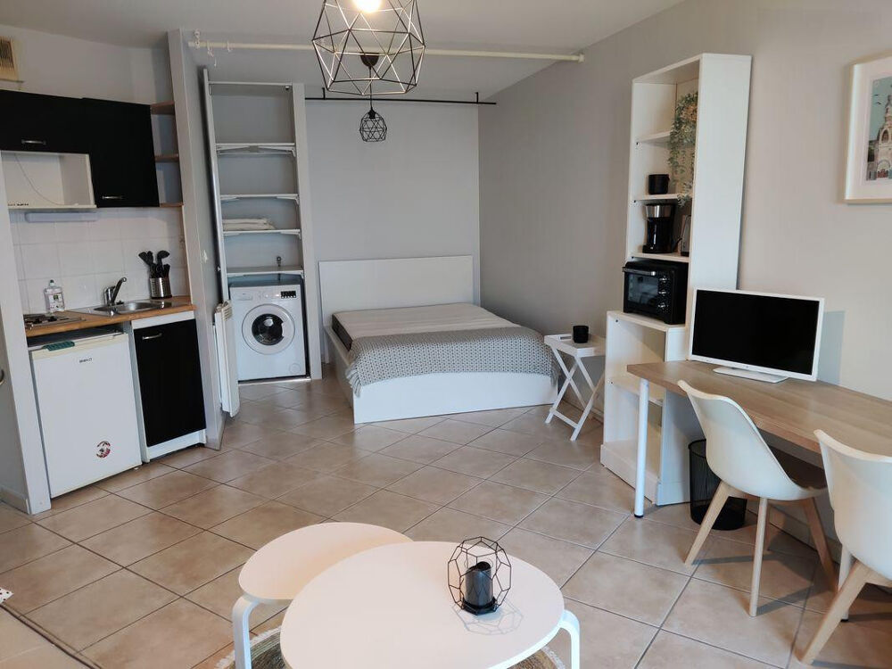 Location Appartement Beau studio meublé 31m² Nantes
