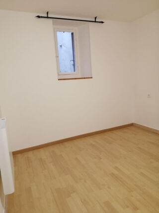  Appartement à louer 2 pièces 37 m²