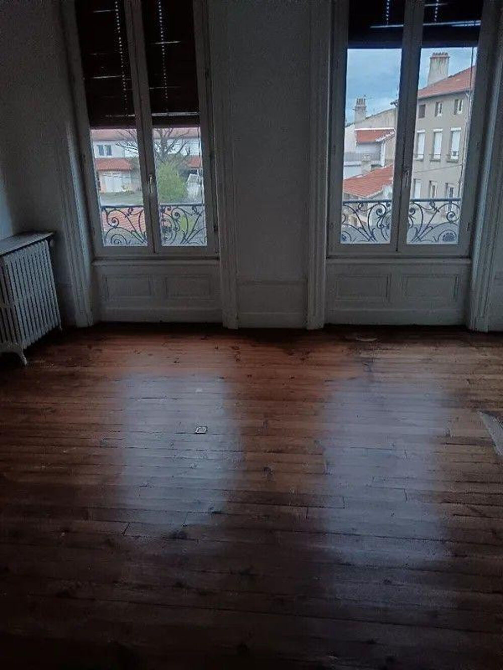 Location Appartement Beau F3 115 m² situé à côté de la gare Châteaureux Saint-Étienne
