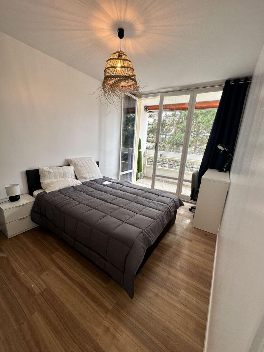 Location Appartement Colocation dans résidence calme et sécurisé Bron