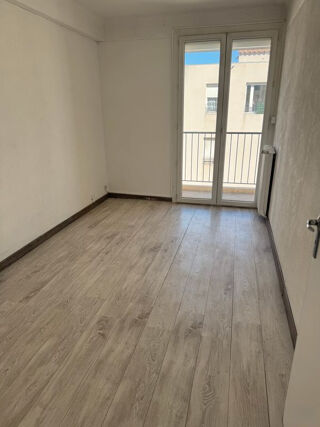  Appartement à louer 2 pièces 40 m²