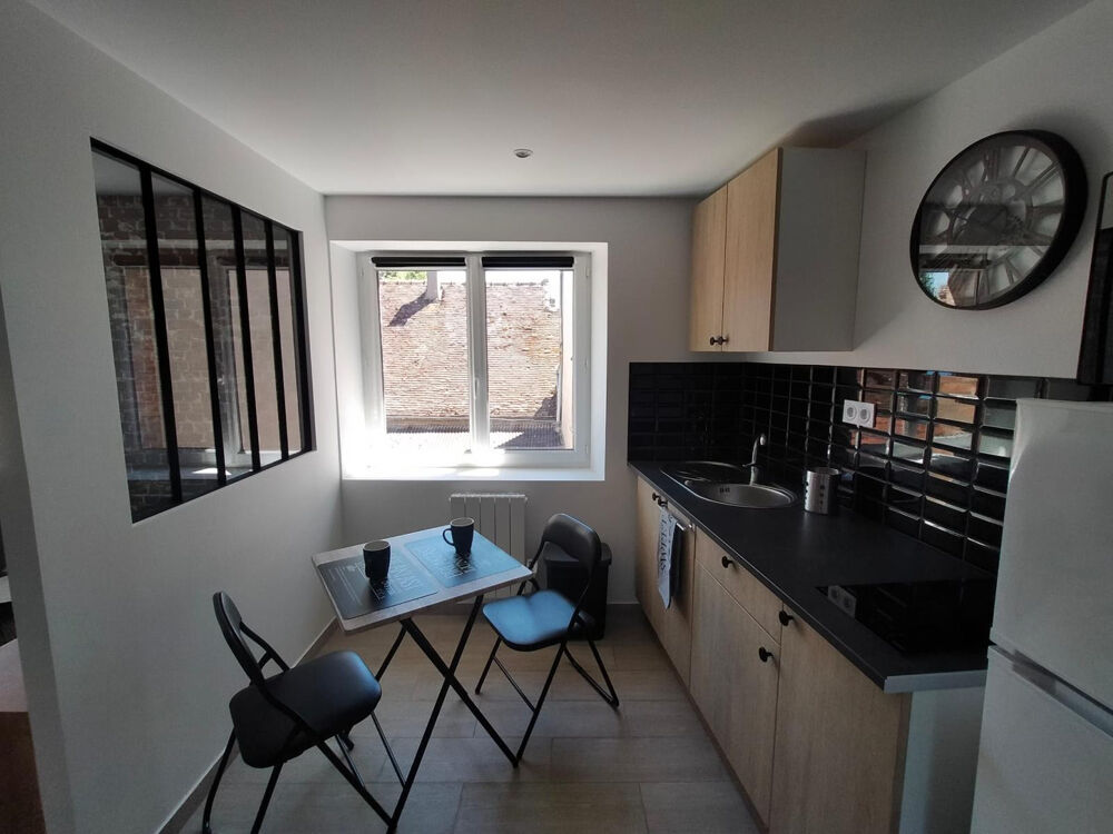 Location Appartement Beau T1 lumineux Sens