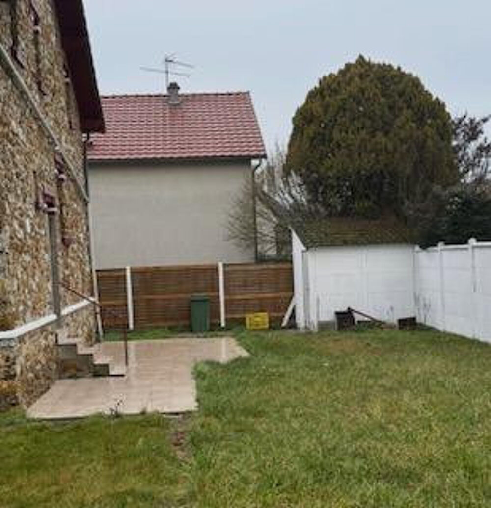 Location Maison Centre ville  proche mairie ecole , college, lycée Savigny-sur-orge