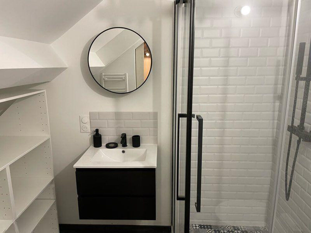 Location Appartement Studio meublé hyper centre Reims Reims