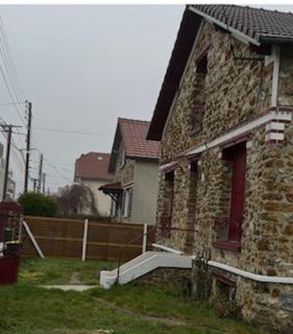 Location Maison Centre ville  proche mairie ecole , college, lycée Savigny-sur-orge