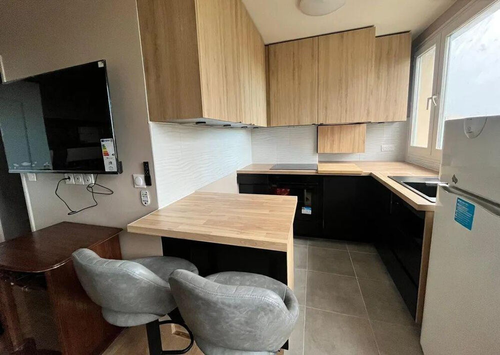 Location Appartement Magnifique T3 meublé 50m² entièrement rénové Nanterre