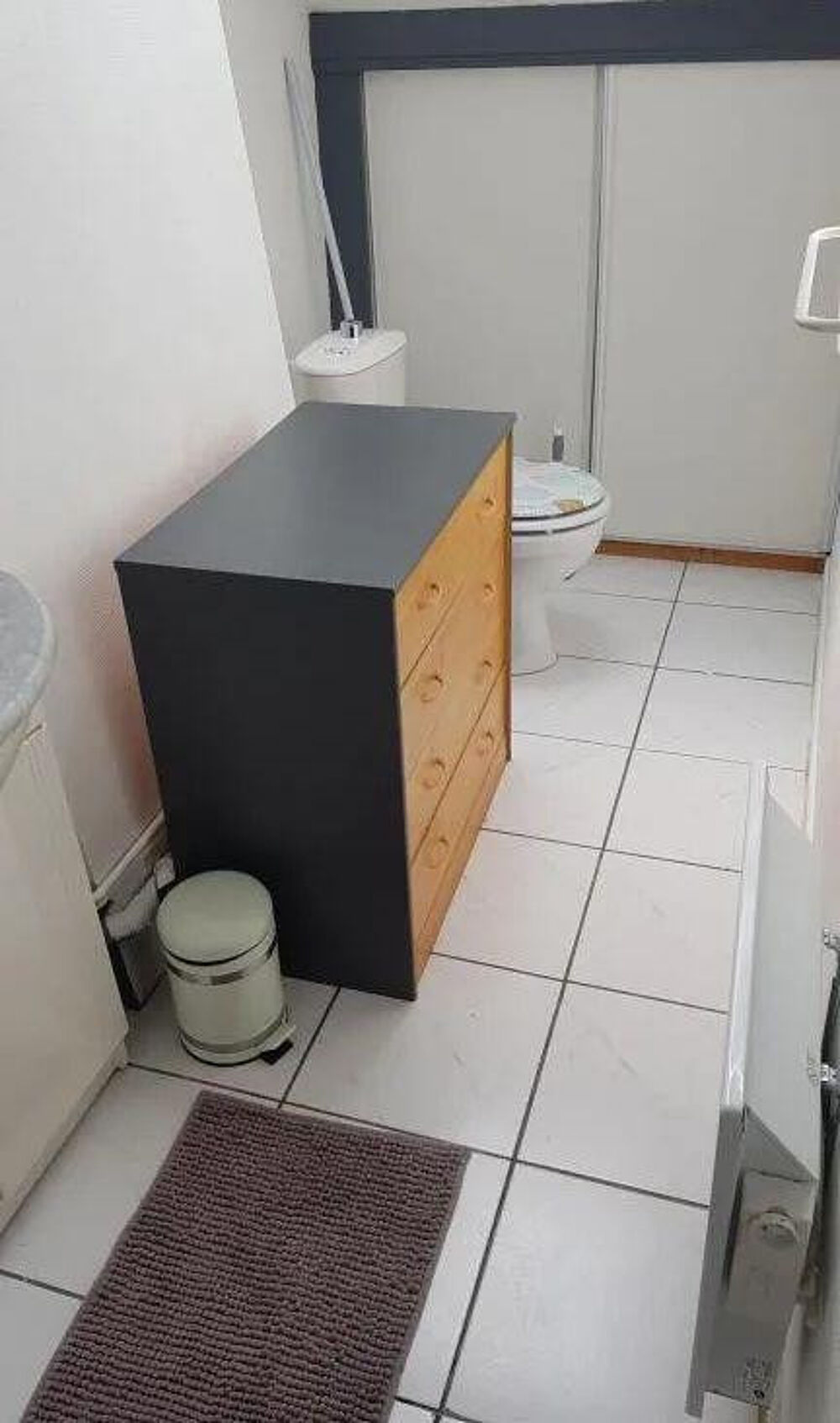Location Appartement Beau studio meublé 30m² proche centre aqualudique Reims