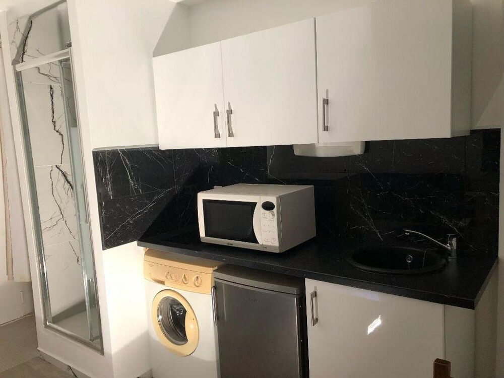 Location Appartement Studio a louer 13m2 tres bon etat Saint-cloud