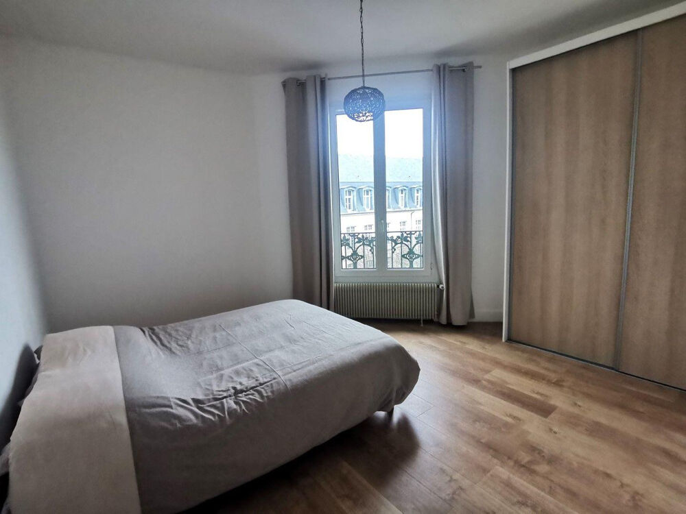Location Appartement Beau 2P meublé 43m² face au Lycée Michelet Vanves
