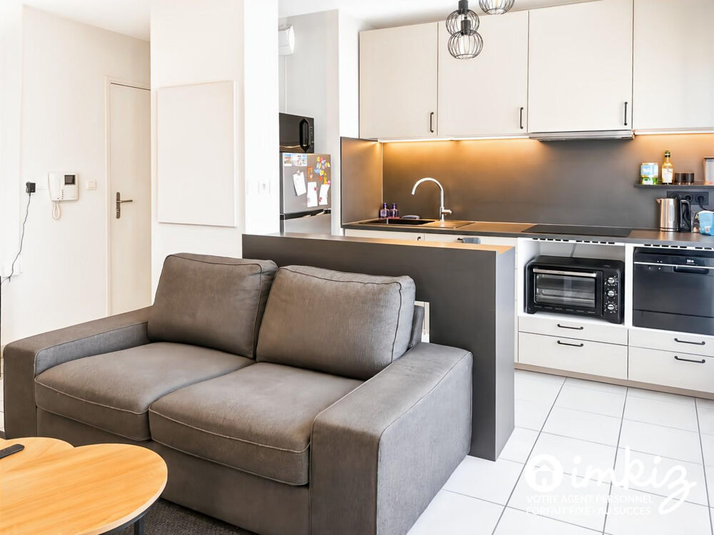 Vente Appartement T2 lumineux avec balcon et garage Meyzieu