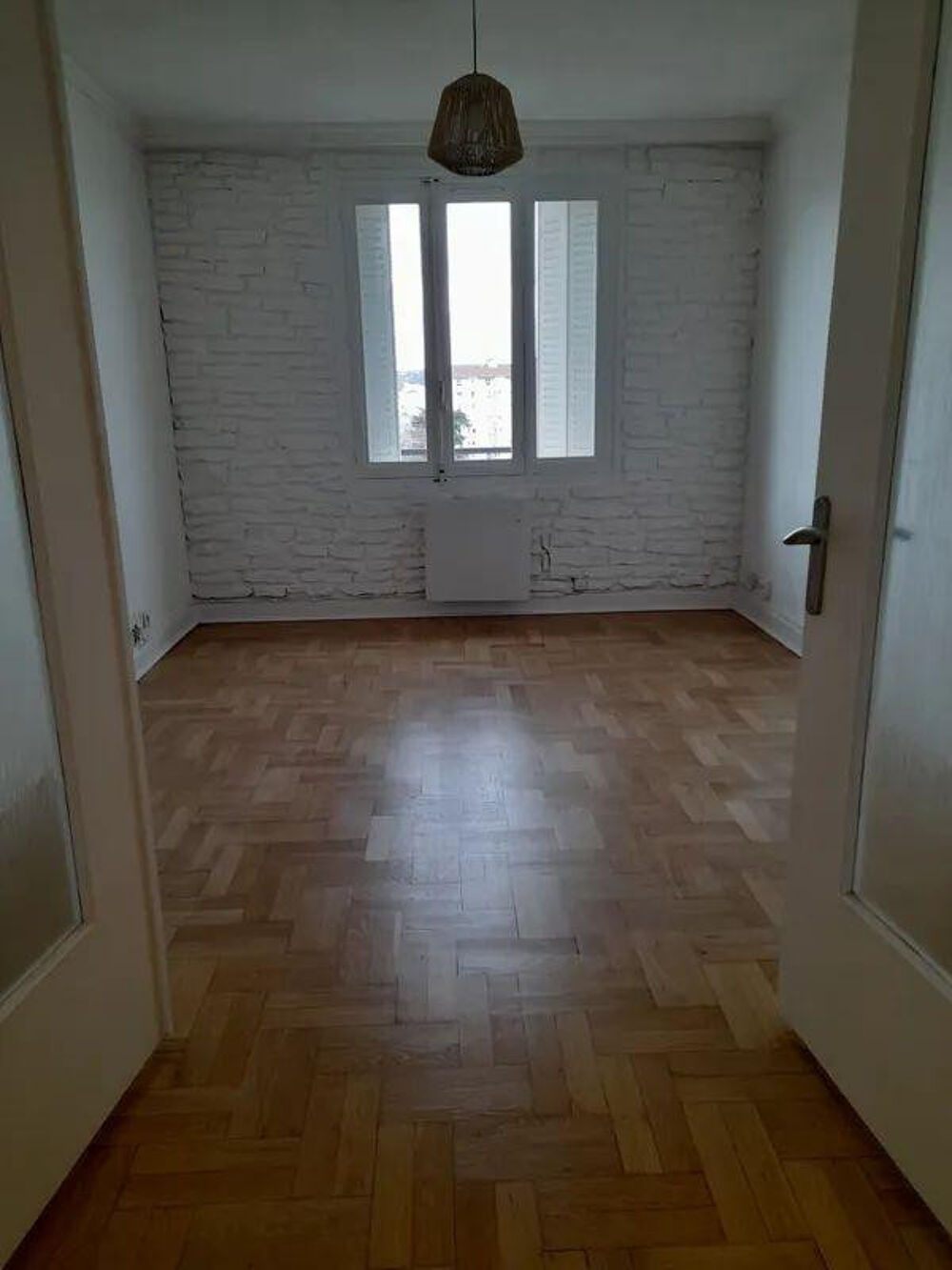 Location Appartement Beau T3 70 m² dernier étage quartier Poudrette Villeurbanne