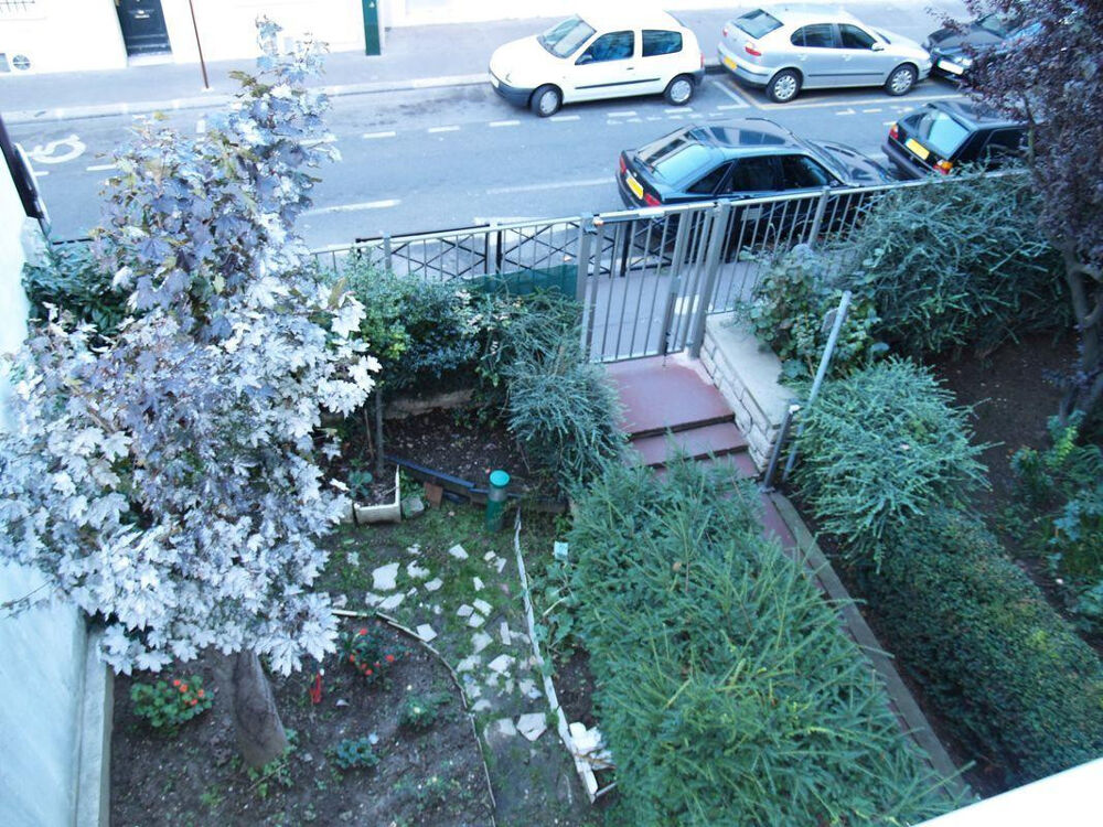 Location Appartement Location très grand studio à Paris 15ème Paris 15