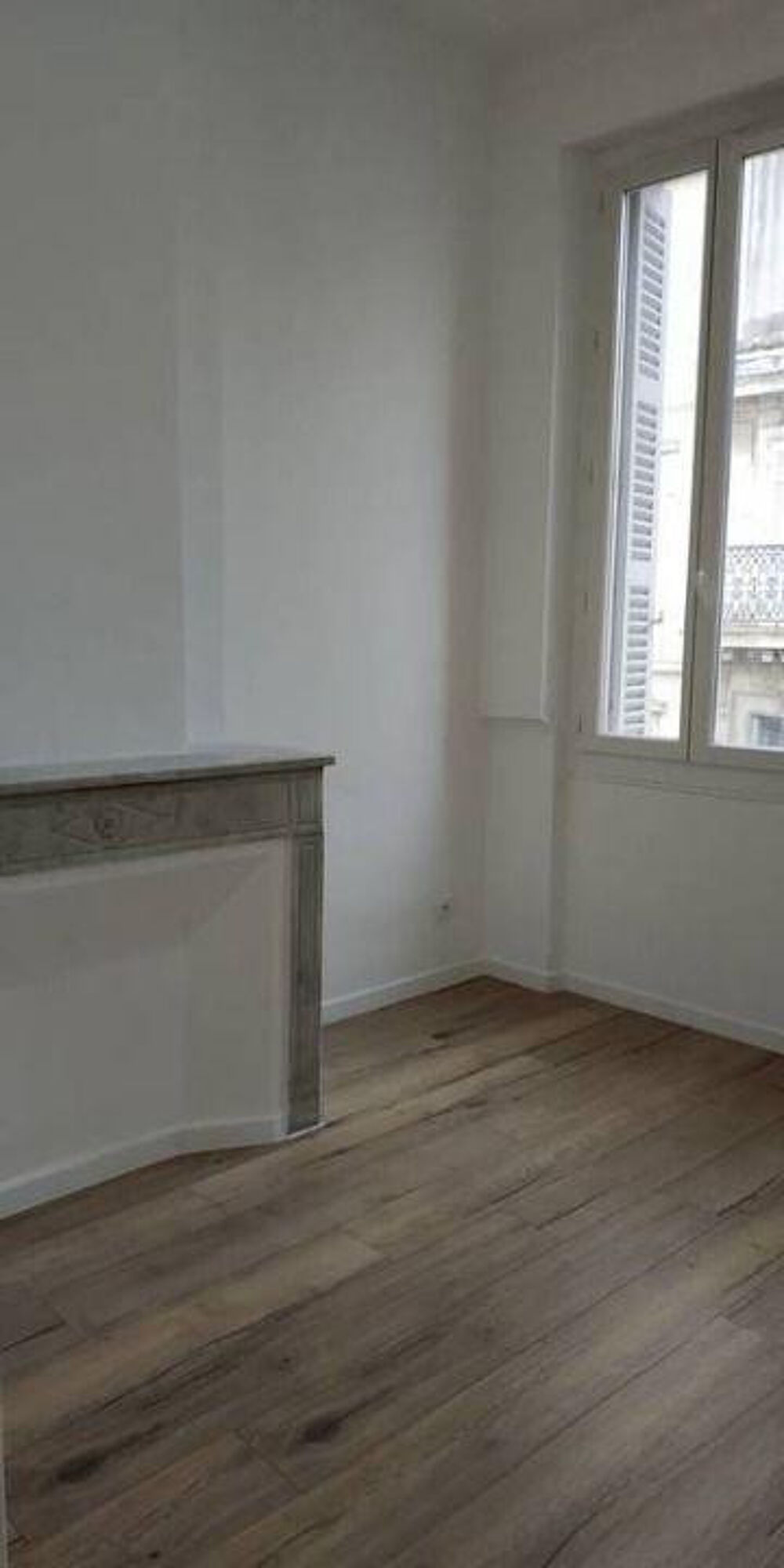 Location Appartement 3 pièces lumineux et refait à neuf Marseille 1