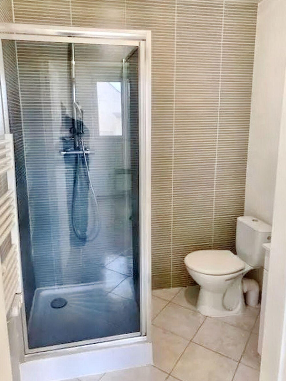 Location Appartement Charmant T2 rénové avec cuisine ouverte Villers-saint-paul