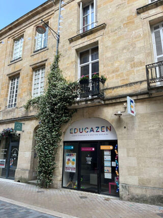  Appartement à louer 2 pièces 37 m²