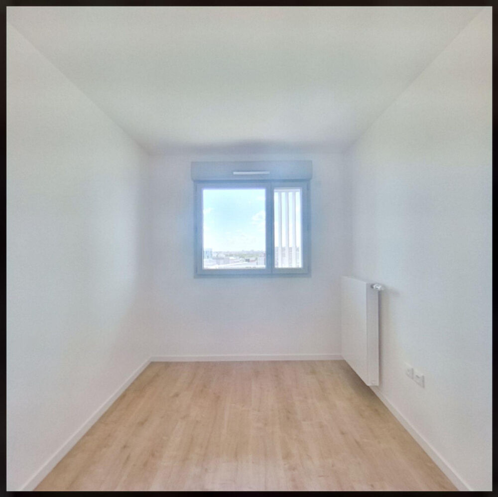 Location Appartement F4 avec vue panoramique sur la Défense Nanterre