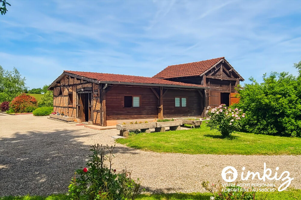 Vente Maison Propriété de charme avec piscine et dépendance Sens-sur-seille