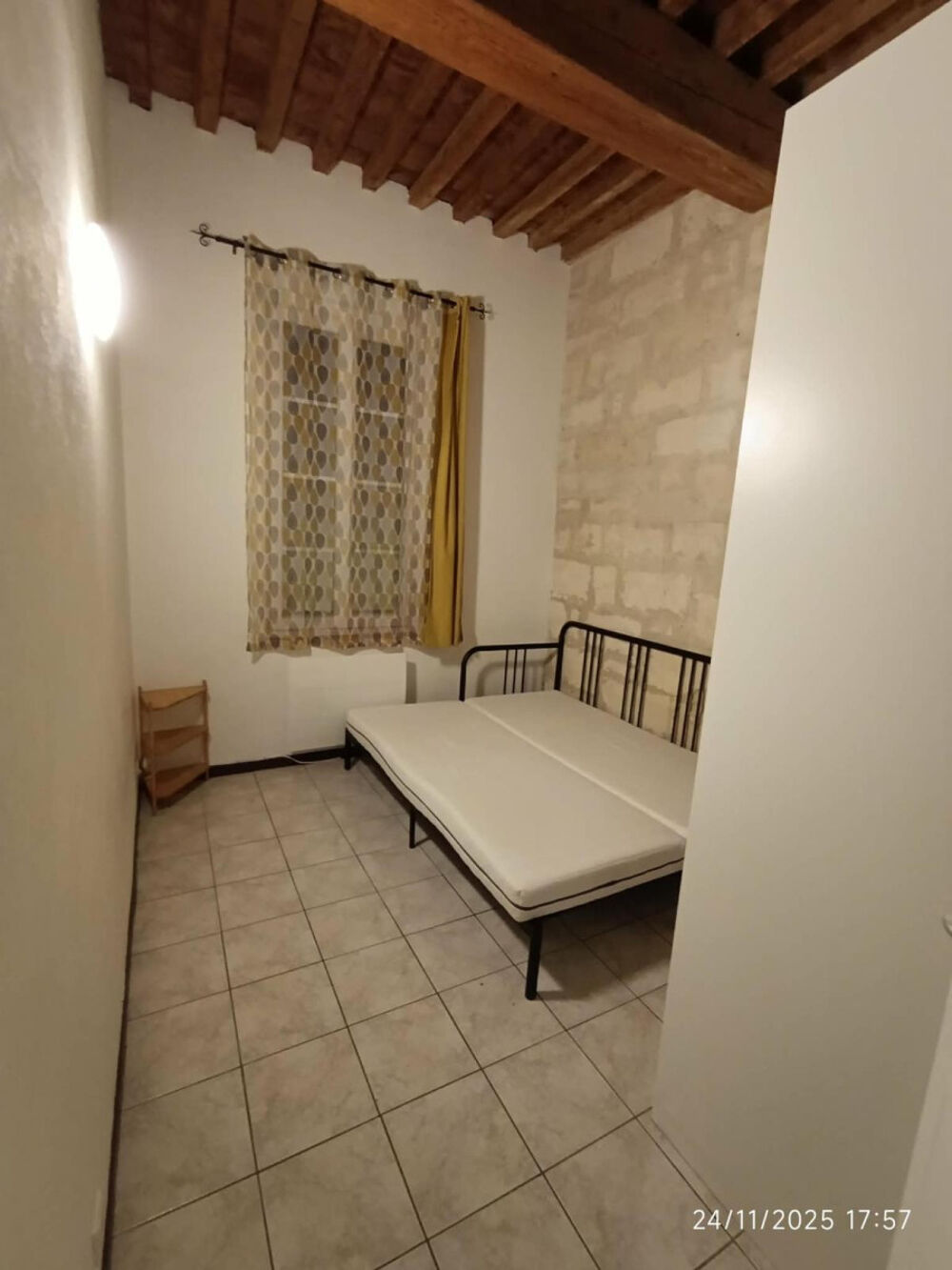 Location Appartement Charmant Meublé T3  duplex Beaucaire Beaucaire