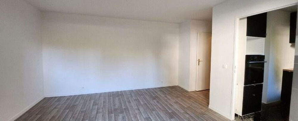 Location Appartement 2 pièces avec terrasse Colombes