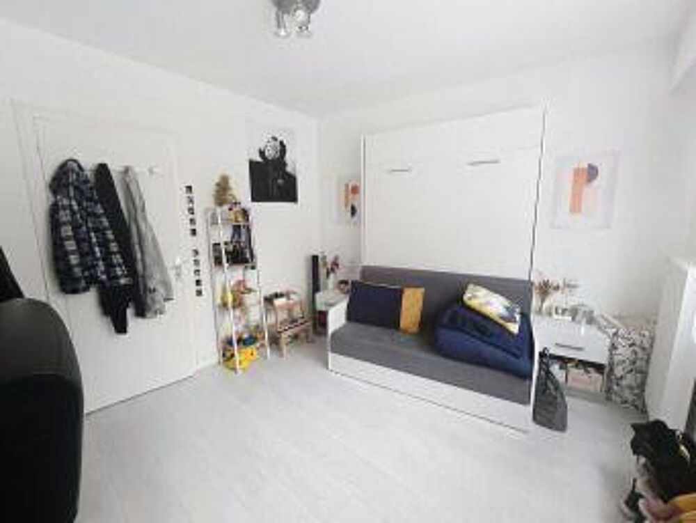 Location Appartement Beau studio meublé 18m² Paris 14