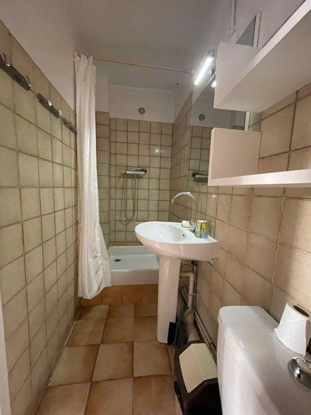 Location Appartement Studio Parking Centre-ville Aix à pied Aix-en-provence