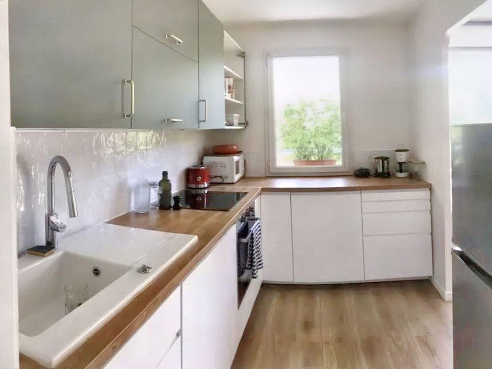 Location Appartement Rare : T3 refait à neuf avec terrasse Aubervilliers