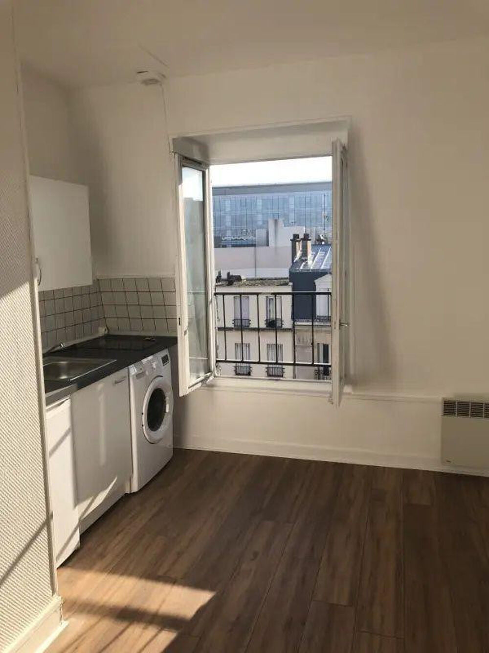 Location Appartement Studio très lumineux, vue dégagée Clichy