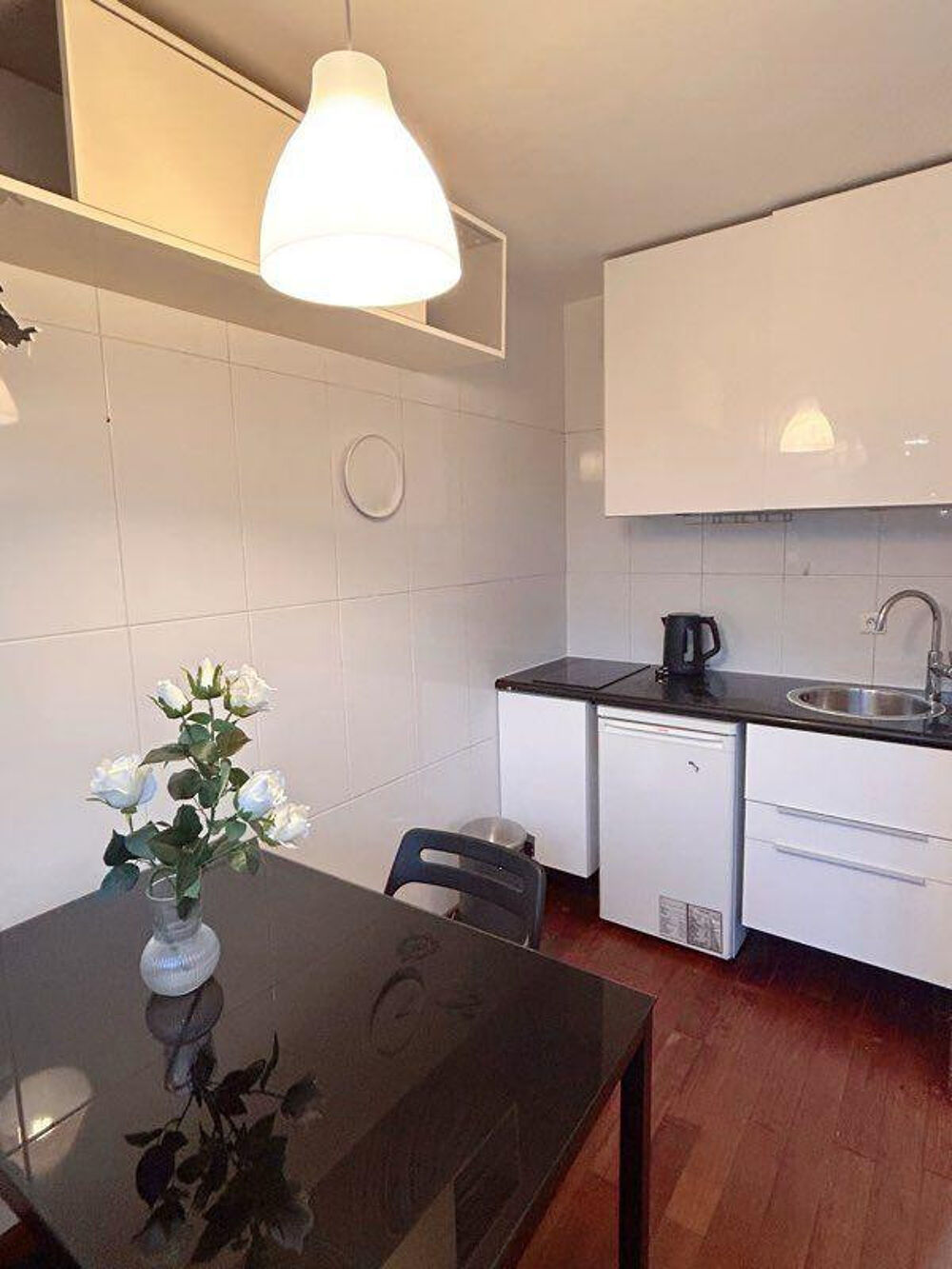 Location Appartement Grand studio à louer à Paris Paris 20