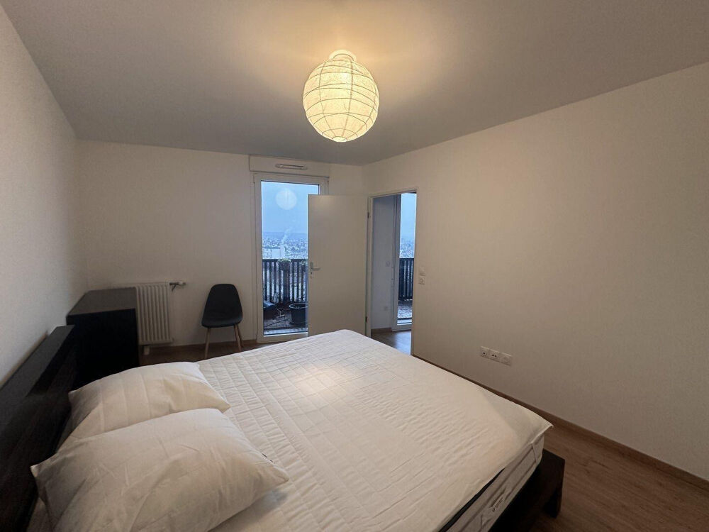 Location Appartement Beau 2 pièces dernier étage Nanterre