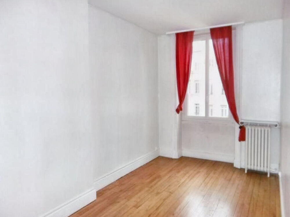 Location Appartement Loue un logement de type T3 au 3 ème étage Saint-Étienne
