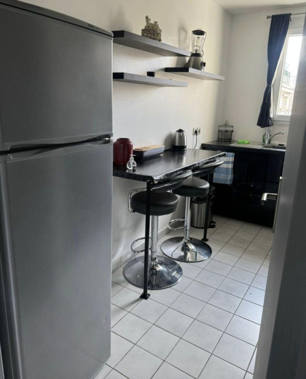 Location Appartement Location meublée appartement 2 pièces 48 m² Suresnes