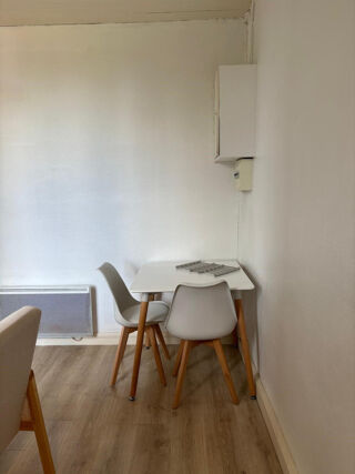  Appartement à louer 2 pièces 38 m²