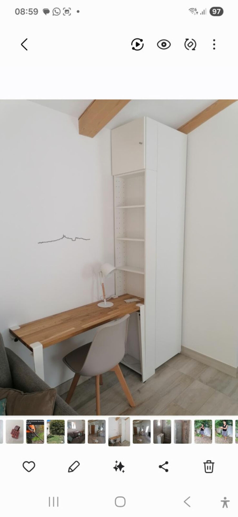 Petite maisonette studio