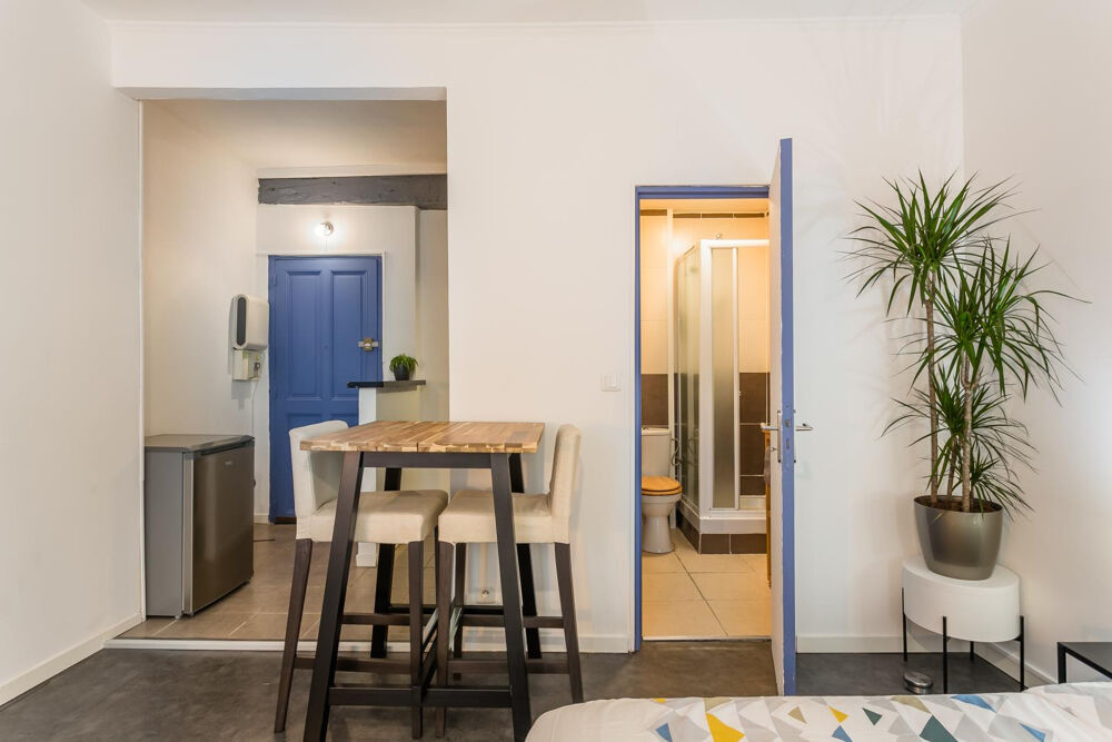 Location Appartement Studio intra muros Avignon